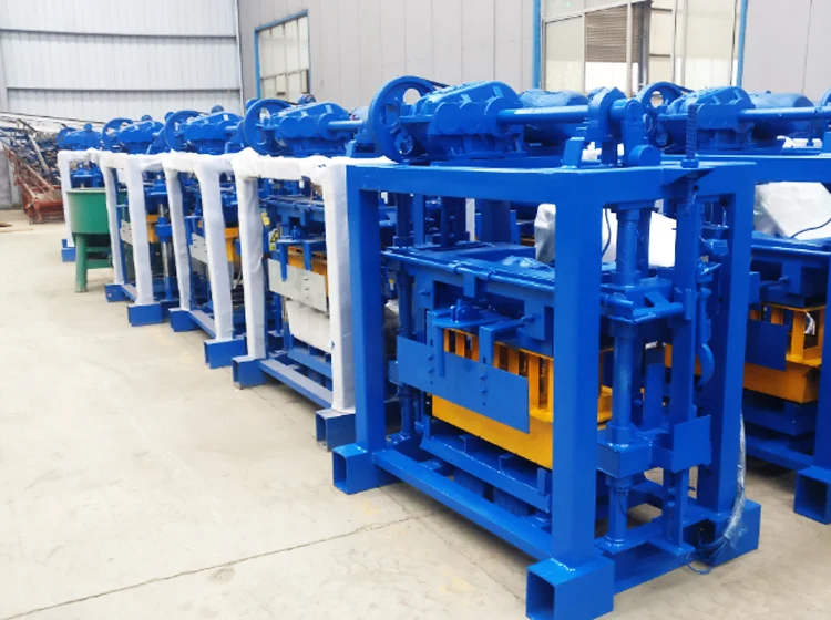 QT4-40 Semi-automatic Concrete Hollow Block Making Machine - Image 3
