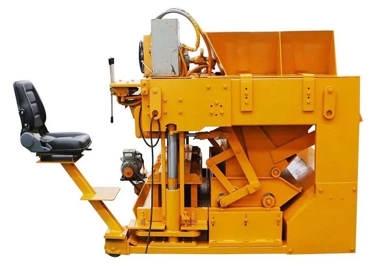 QTM6-30 Mobile Concrete Block Moulding Machine - Image 4