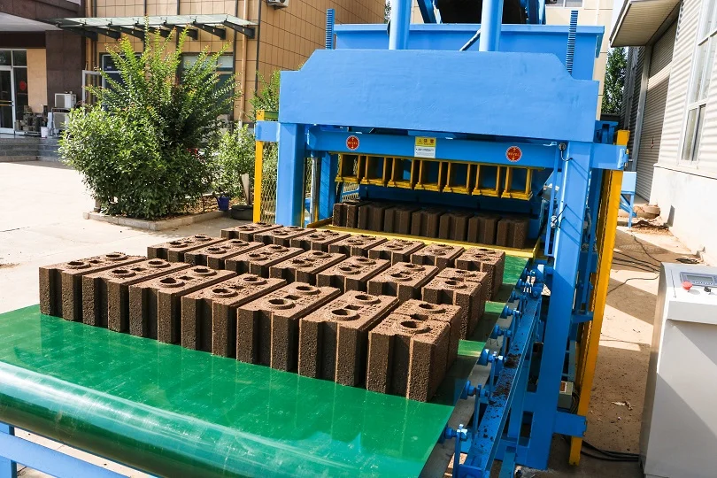 7-10 Fully Automatic Interlocking Brick Making Machine - Image 3